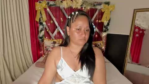 micaelahott_ online show from December 14, 3:34 am