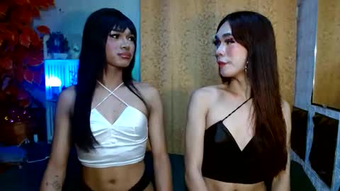 micalopez102702 online show from February 5, 4:06 am