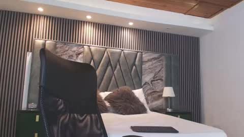 Michael online show from February 1, 9:13 pm