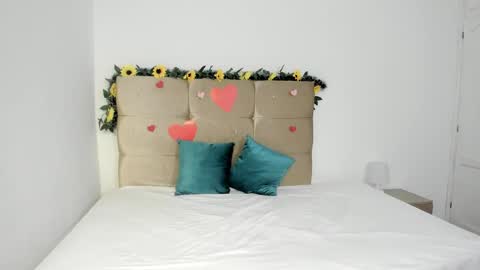 Micky and Sharon online show from February 27, 1:38 am