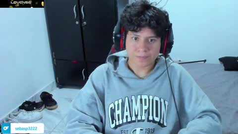 michael independent model  online show from March 6, 12:43 am