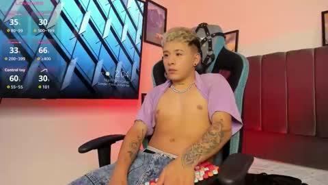 Snapshot of michael_lopez_1 chatting on September 9, 7:02 pm michael_lopez_1 online show from September 9, 7:02 pm