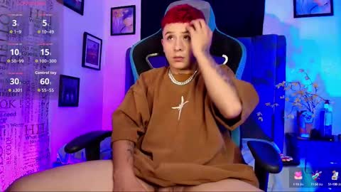 Snapshot of michael_lopez_1 chatting on October 3, 1:57 am michael_lopez_1 online show from October 3, 1:57 am