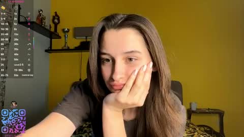 Snapshot of michael_pors chatting on June 7, 1:37 pm Emily online show from June 7, 1:37 pm