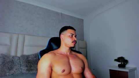 Michael online show from November 21, 3:05 am