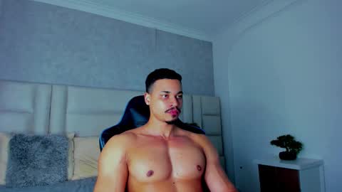 Michael online show from November 27, 8:16 am