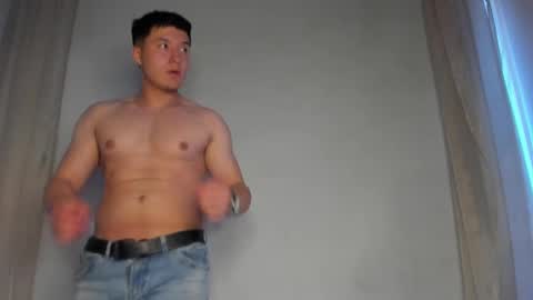 MichaelConnor  online show from December 20, 3:21 pm