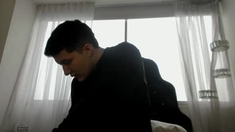 MichaelConnor  online show from December 29, 12:01 pm