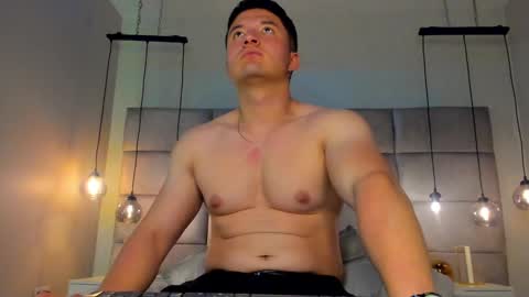 MichaelConnor  online show from January 15, 2:35 pm