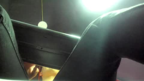 MichaelConnor  online show from January 24, 6:04 pm