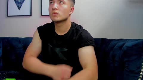 MichaelConnor  online show from February 10, 6:03 pm