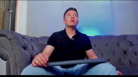 MichaelConnor  online show from February 11, 12:16 pm