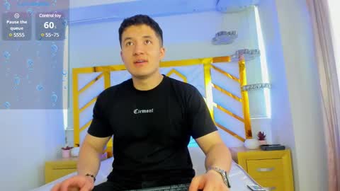 MichaelConnor  online show from February 12, 1:37 pm