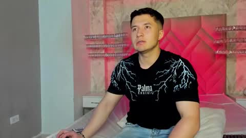 MichaelConnor  online show from February 27, 12:02 pm