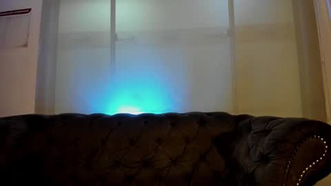 MichaelConnor  online show from March 3, 5:53 am