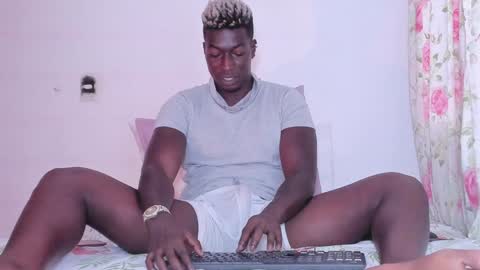 Michaell online show from December 8, 10:25 pm