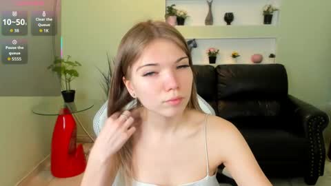 michafox online show from April 21, 12:44 pm