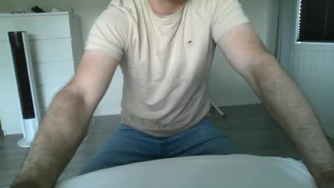 michas909 online show from June 15, 1:24 pm