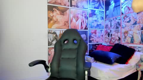 michel_lopez18 online show from February 2, 10:57 am