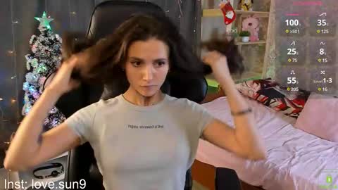 Snapshot of michel_momsen chatting on January 16, 6:37 pm Michel online show from January 16, 6:37 pm