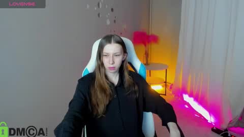 Snapshot of michele_mack chatting on December 25, 2:57 am michele_mack online show from December 25, 2:57 am