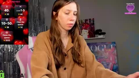 Snapshot of michele_mack chatting on January 10, 9:02 am michele_mack online show from January 10, 9:02 am