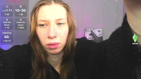 Snapshot of michele_mack chatting on February 2, 2:59 am michele_mack online show from February 2, 2:59 am