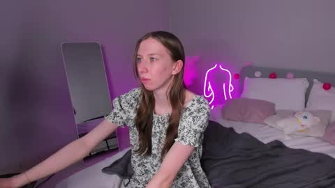 Snapshot of michele_mack chatting on March 7, 6:13 am michele_mack online show from March 7, 6:13 am