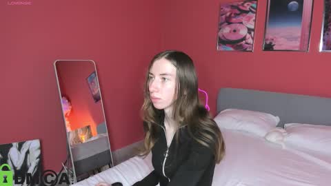 Snapshot of michele_mack chatting on September 15, 2:33 am michele_mack online show from September 15, 2:33 am