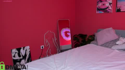 Snapshot of michele_mack chatting on October 5, 2:10 am michele_mack online show from October 5, 2:10 am