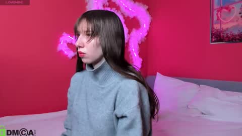 Snapshot of michele_mack chatting on November 24, 2:33 am michele_mack online show from November 24, 2:33 am