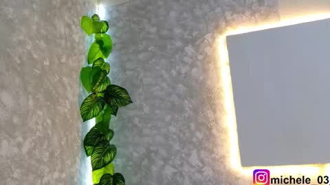 melannie   follow my new page online show from November 25, 11:38 pm