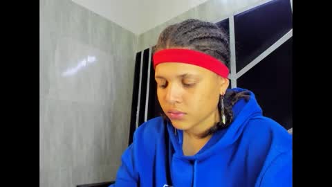 michell_rs online show from February 16, 1:47 am