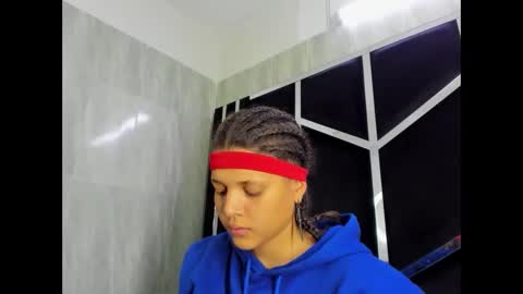 michell_rs online show from February 18, 7:21 am