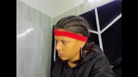 michell_rs online show from February 22, 11:13 am