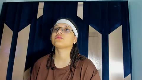 michell_rs online show from September 12, 4:23 am