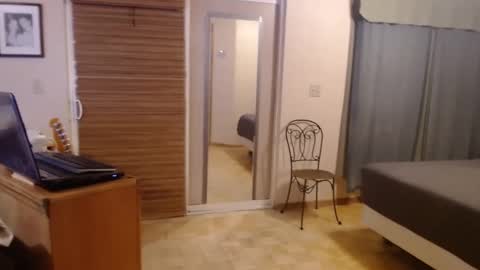 Michelle online show from March 10, 10:15 am