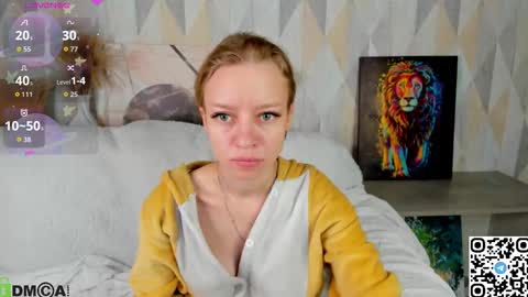 Snapshot of michelle_blond chatting on September 9, 8:25 am michelle_blond online show from September 9, 8:25 am