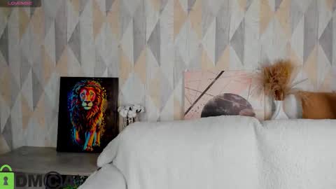 Snapshot of michelle_blond chatting on September 12, 8:14 am michelle_blond online show from September 12, 8:14 am