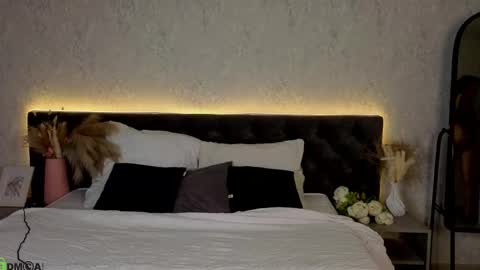 michelle_blond online show from March 26, 8:09 am