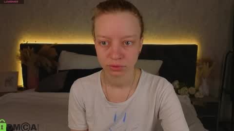 michelle_blond online show from April 21, 1:07 am