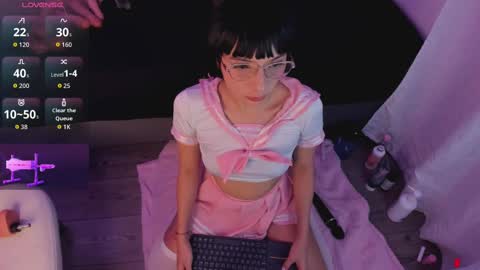 michelle_cutee_ online show from October 21, 7:58 pm