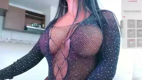 Snapshot of michelle_ferrerr chatting on June 17, 10:10 pm MICHELLE online show from June 17, 10:10 pm