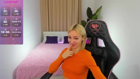 Dilana online show from March 12, 6:44 pm