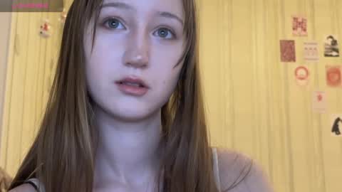Snapshot of michelle_neely chatting on December 19, 12:34 pm michelle_neely online show from December 19, 12:34 pm