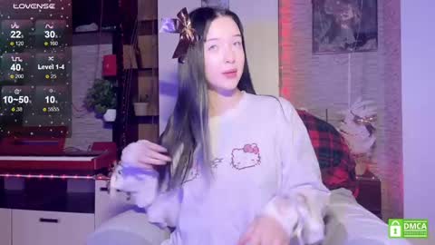 Snapshot of michelle_roze chatting on December 10, 9:33 pm Michelle online show from December 10, 9:33 pm