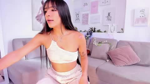 Snapshot of michelle_se chatting on January 4, 1:10 pm Michelle online show from January 4, 1:10 pm