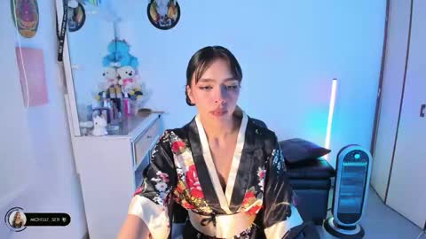 Michelle online show from December 20, 12:34 pm