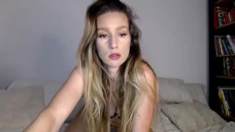 Snapshot of michellebele chatting on May 31, 7:48 pm MichelleBele online show from May 31, 7:48 pm