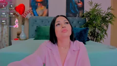 Snapshot of michellereys chatting on February 27, 3:36 am michellereys online show from February 27, 3:36 am